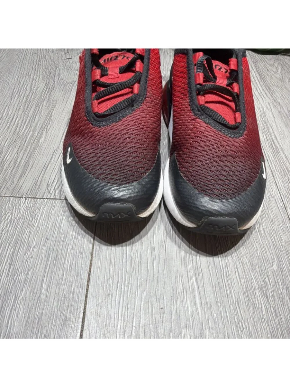 Nike Air Max 270 Preschool Gym red Boys Size 12c Running Shoes